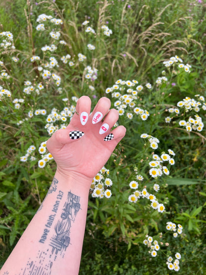 the classic set press-on nails